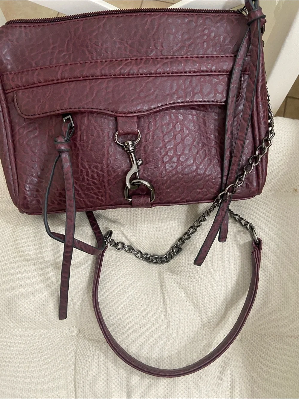 Yoki textured pebbled